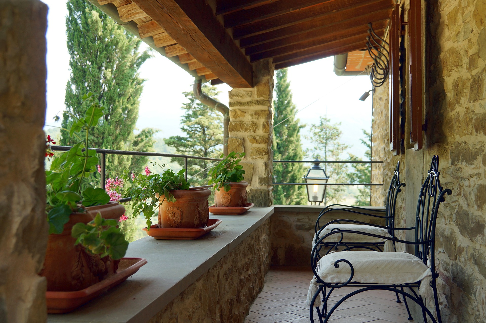 terrace-1456109_1920